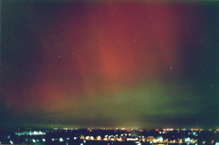 Poollicht in Nederland op 7 april 2000 (foto: Oscar van der Velde, Wageningen)