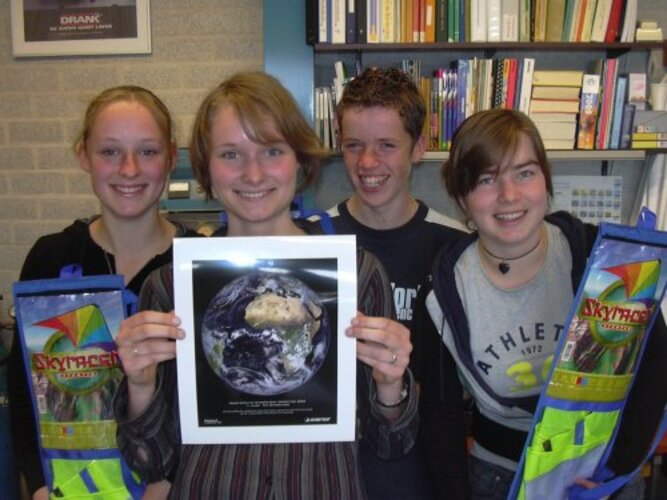 De prijswinnaars v.l.n.r. Karin van der Heijden, Hilde Dirks, Robin van Rijthoven en Sanne Raes