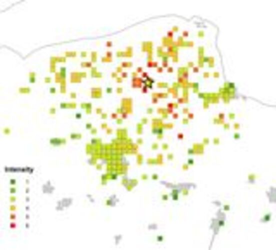 Ingevulde enqueteformulieren op KNMI-site geven goed beeld van hoe sterk de beving in Groningen is gevoeld. Het instrumenteel bepaalde epicentrum is met gele ster aangegeven. Bron: KNMI