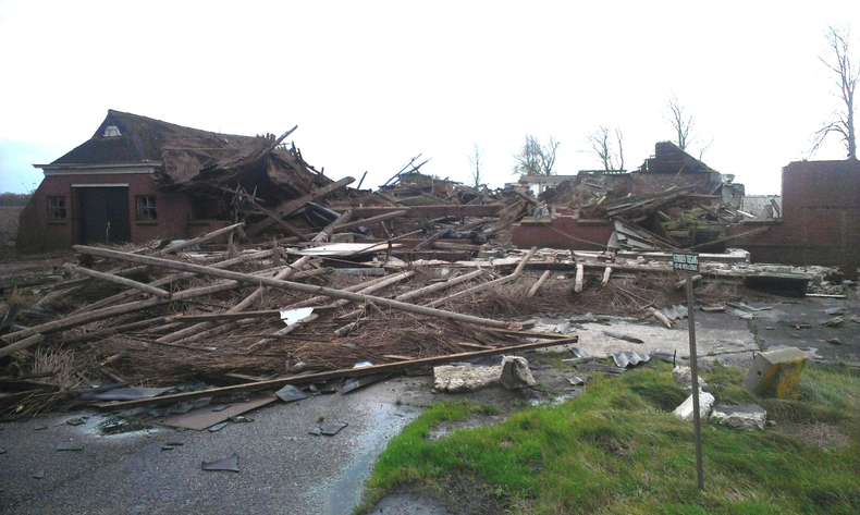 De storm van 28 oktober richtte veel schade aan (foto: Jannes Wiersema)