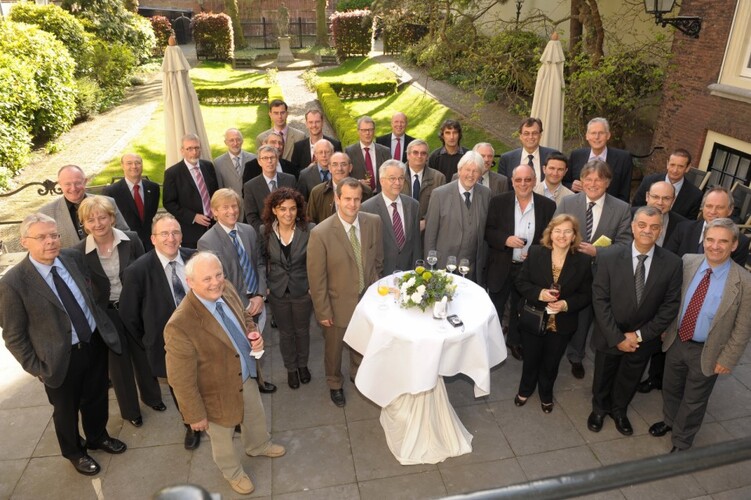 Groepsfoto EUMETNET Assembly mei 2010 in Den Haag