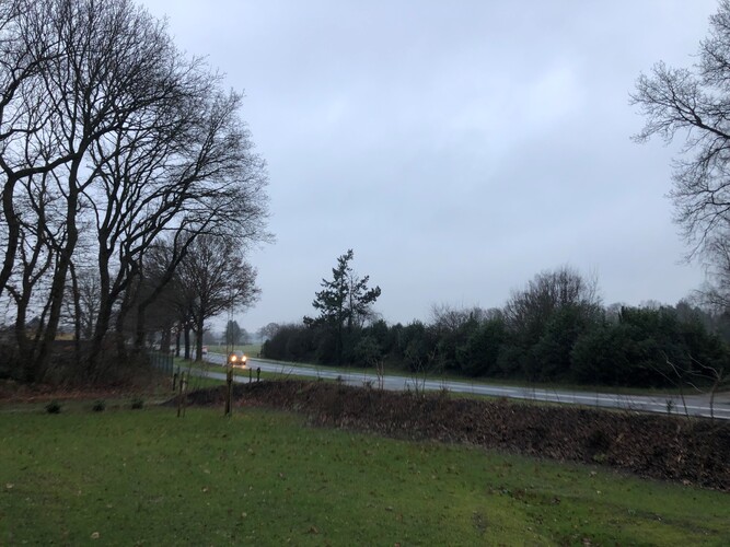 foto van een grijs wolkendek in januari 2022