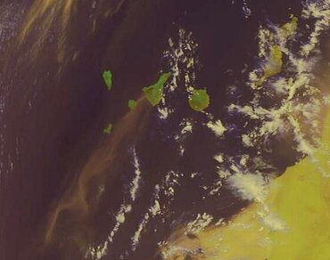 Rookpluim bosbranden Canarische Eilanden juli 2007 (foto: MetopA Eumetsat)