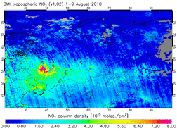 Figuur 1: Gemiddelde NO2 concentratie getoond voor de periode 1-9 augustus 2010 (KNMI, Folkert Boersma)