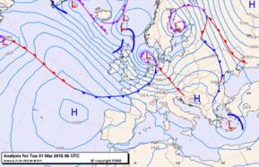 Een sterke straalstroom, een krachtig windveld op 10 kilometer hoogte stuurde de stormdepressie op 31 maart 2015 richting Noordzeegebied (Bron: KNMI)