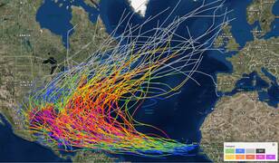 Kaart met paden van de meest sterke orkanen (categorie 4 en 5) sinds 1842. 