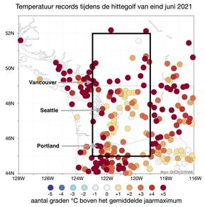 grafiek met temperatuur maximum in 2021 t.o.v. het gemiddelde jaarmaximum in het westen van de verenigde staten en canada
