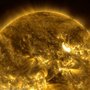 afbeelding van uitbarsting op de zon 11 november 2025