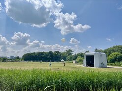 Foto van ballonoplateing op het KNMI Testveld