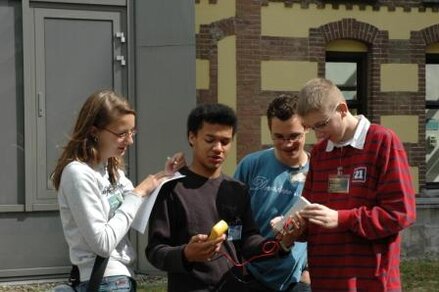 Leerlingen Sint-Maartenscollege Maastricht meten aerosolen