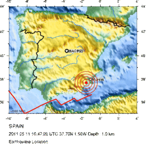 De lokatie van de aardbeving van 11 mei in Spanje. De rode lijn geeft de plaatgrens tussen de Europese en Afrikaanse plaat aan. (Bron: USGS)