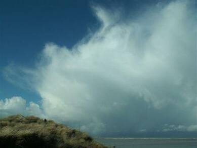 Winterse bui bij Ameland (foto: Martha Appelman)