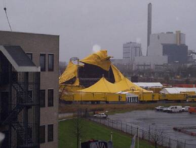 Circustent van Russisch Staatscircus geveld