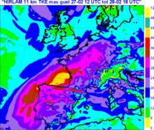 Maximale windstoot van storm Xynthia (27/28 februari) berekend door KNMI HIRLAM weermodel. Goed is te zien hoe het stormspoor liep van het noordwesten van Portugal naar het zuidoosten van Nederland (Bron: KNMI).