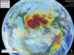 Kaart van TROPOMI satellietwaarnemingen van een grote koolmonoxide-wolk (CO) boven Siberië op 22 juli 2019. 