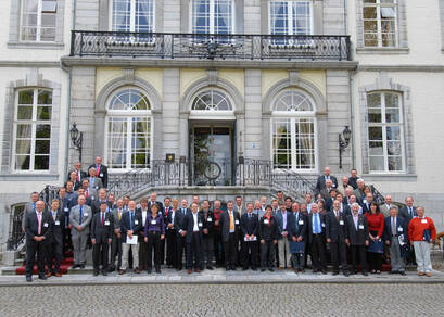 foto met alle deelnemers aan het Sciamachy evenement in Vaals in mei 2008