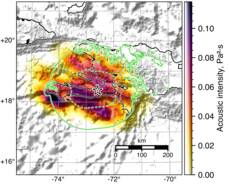 kaart met de akoestische shakemap gereconstrueerd uit infrageluid metingen. De groene lijnen geven de contour van de seismische intensiteit 5 van de eerste (onderbroken lijn) en latere (doorgetrokken lijn) seismische shakemap (figuur 3)
