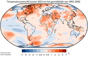  Temperatuurverschil (lucht op 2m hoogte) tussen 2021 en het langjarig gemiddelde van 1991-2020.