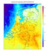 Kaart van Nederland met in kleur de 3-daags gemiddelde maximumtemperatuur tijdens de hittegolf van 2019 zoals waargenomen en in een 2 graden warmere wereld. ©KNMI. 