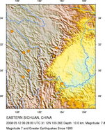 Historische seismiciteit sinds 1900 in de regio van de aardbeving van 12 mei  met een kracht groter dan 7. (Bron: USGS)