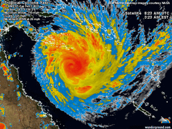 Animatie satellietbeelden tropische cycloon Yasi (Bron: Wunderground.com)