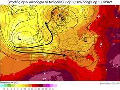 Stroming op 5 km hoogte en temperatuur op 1,5 km hoogte op 1 juli 2021.