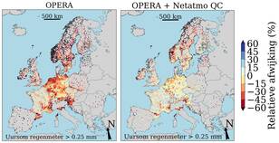 kaarten met de gemiddelde relatieve verschillen van de ongecorrigeerde radarbeelden (links) en met data van amateurweerstations gecorrigeerde radarbeelden (rechts) ten opzichte van de uursommen van officiële regenmeters.