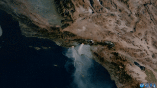 Animated gif van de branden met satellietbeelden