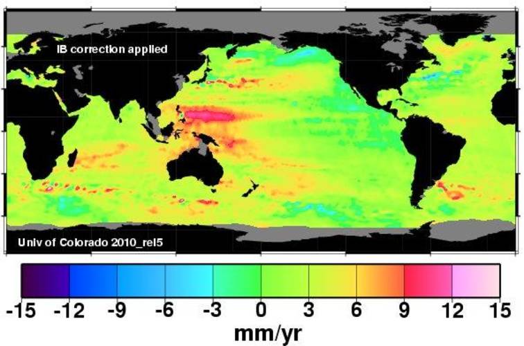 Figuur 2: Trend in zeeniveau gemeten door satellieten (in millimeters per jaar) gemiddeld over 1993-2010. De wereldgemiddelde stijging over deze periode bedraagt 3 millimeter per jaar [bron: University of Colorado, VS]