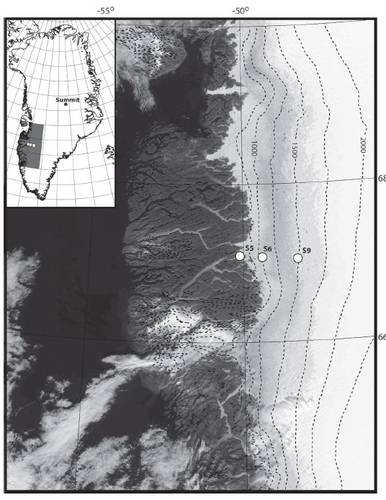 Figuur 2. MODIS opname van de smeltzone van de west-Groenlandse ijskap, met daarin aangegeven hoogtelijnen en de positie van drie IMAU automatische weerstations.