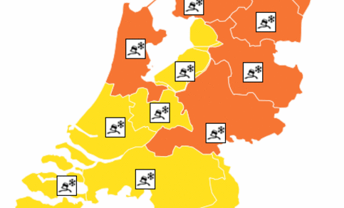 Figuur 3: Waarschuwingen KNMI, 17 december 10.16 uur. In een aantal provincies is code oranje van kracht voor gladheid op uitgebreide schaal.