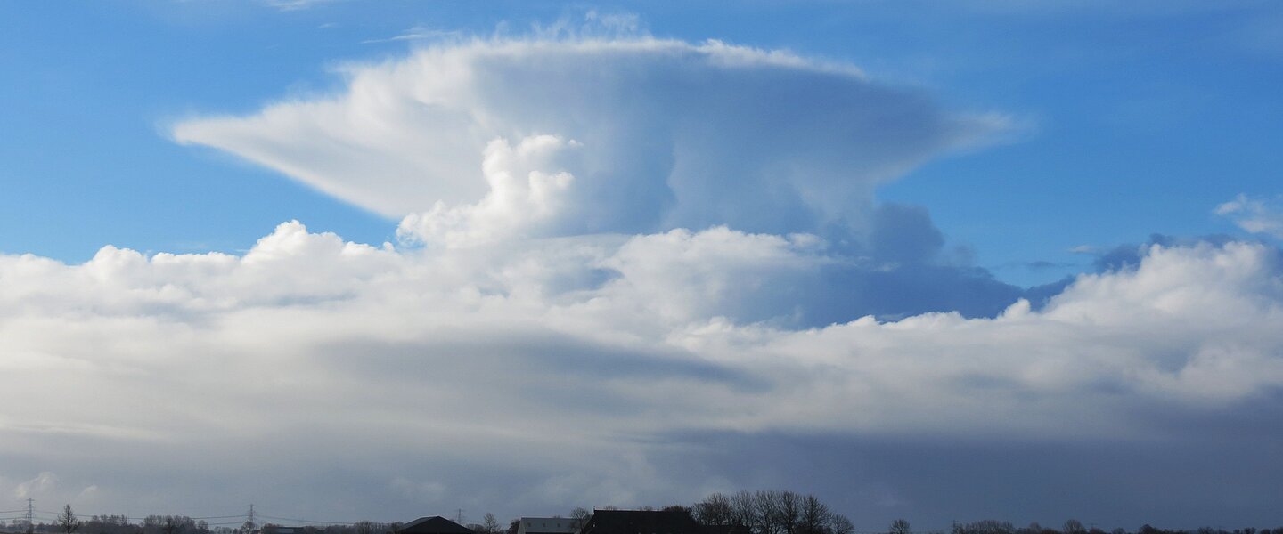 Cumulonimbus (foto: Jannes Wiersema)