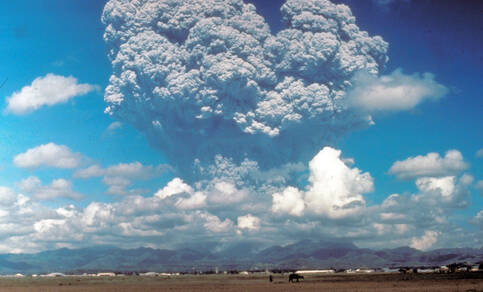 foto van de uitbarsting van de Pinatubo vulkaan in de Filipijnen in 1991