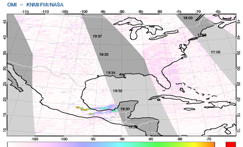 kaart met zwaveldioxidemetingen van OMI van 17 april 2012 van de uitbarsting van de Popocatepetl 