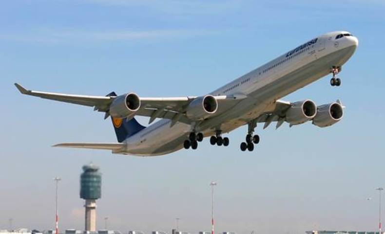 Het Lufthansa vliegtuig van de CARIBIC campagne