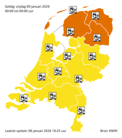 Kaart van NL met provincies ingekleurd code geel en code oranje