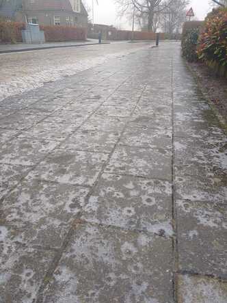 foto van IJzel op de straat in Steenwijkerwold