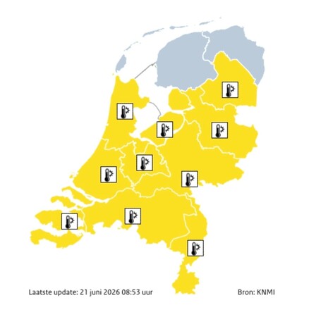 Kaartje met waarschuwingen in Nederland voor zondag