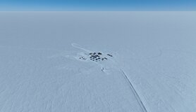 Luchtfoto van kamp Dome C op Antarctica