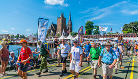 Wandelaars tijdens de Nijmegen 4Daagse 