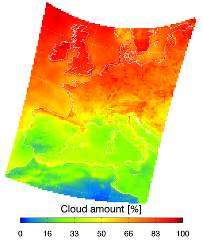 Hoeveelheid water in de wolk (waterpad) van klimaatmodel (RACMO) in de zomer van 2004