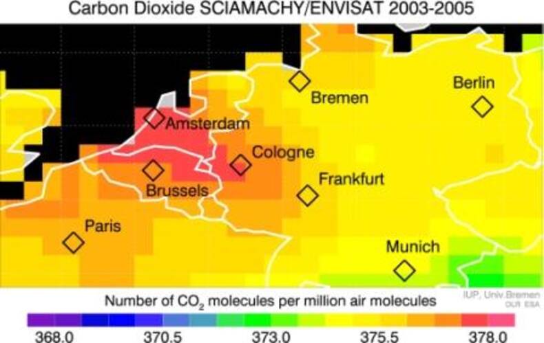 CO2 kaart gebaseerd op SCIAMACHY metingen van 2003 tot en met 2005