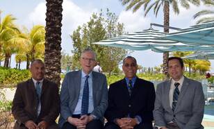 Vier directeuren: Joseph Isaac (St. Maarten), Frits Brouwer (Nederland), Albert Martis (Curaçao) en Marck Oduber (Aruba)

