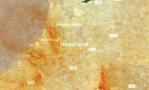 Beeld van stikstofdioxide boven Nederland op zondag 8 juli 2018