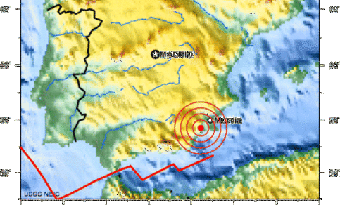 De lokatie van de aardbeving van 11 mei in Spanje. De rode lijn geeft de plaatgrens tussen de Europese en Afrikaanse plaat aan. (Bron: USGS)