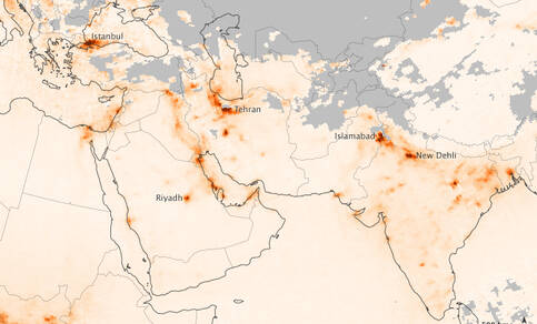 wereldkaart met 500 belangrijke emissiebronnen in kaart gebracht door OMI