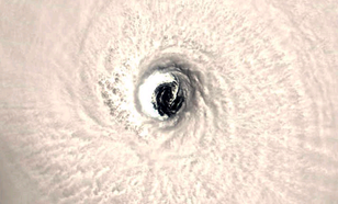 Het oog van Emily (foto StormCenter Communications)