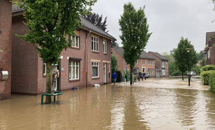 hevige regenval in simpelveld, limburg op 13 juli 2021  