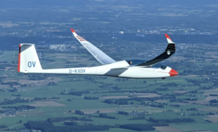 Zweefvliegtuig in de lucht