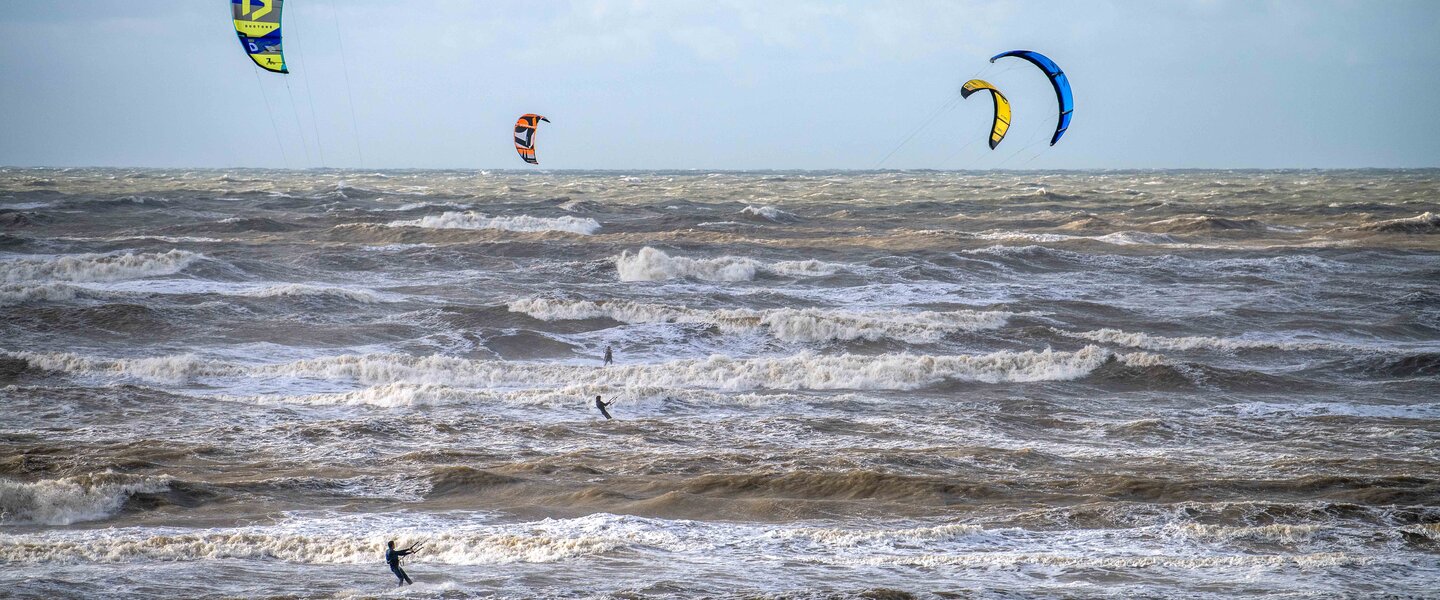 Zandvoort de dag na storm Benjamin op 24 oktober 2025